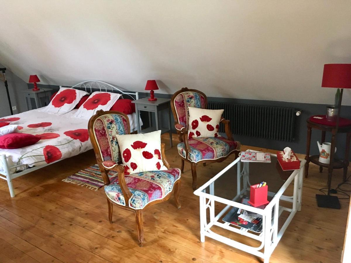 Bed and Breakfast Les Coquelicots Saint-Urbain  Exterior foto
