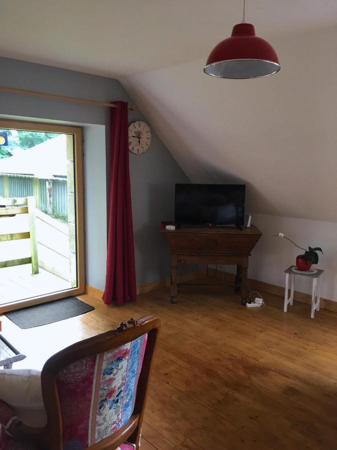 Bed and Breakfast Les Coquelicots Saint-Urbain  Exterior foto