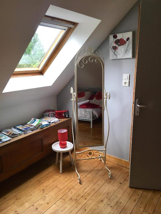 Bed and Breakfast Les Coquelicots Saint-Urbain  Exterior foto