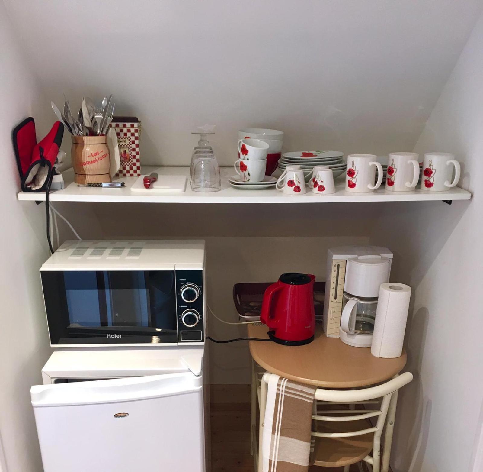 Bed and Breakfast Les Coquelicots Saint-Urbain  Exterior foto